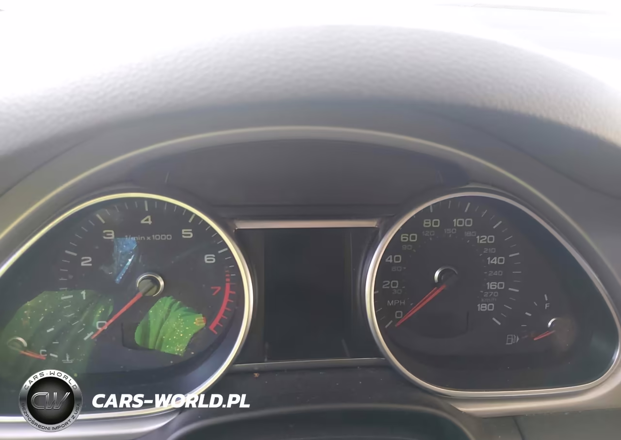 2015 Audi Q7 Premium Plus VIN:WA1LGAFE4FD004047 - 15