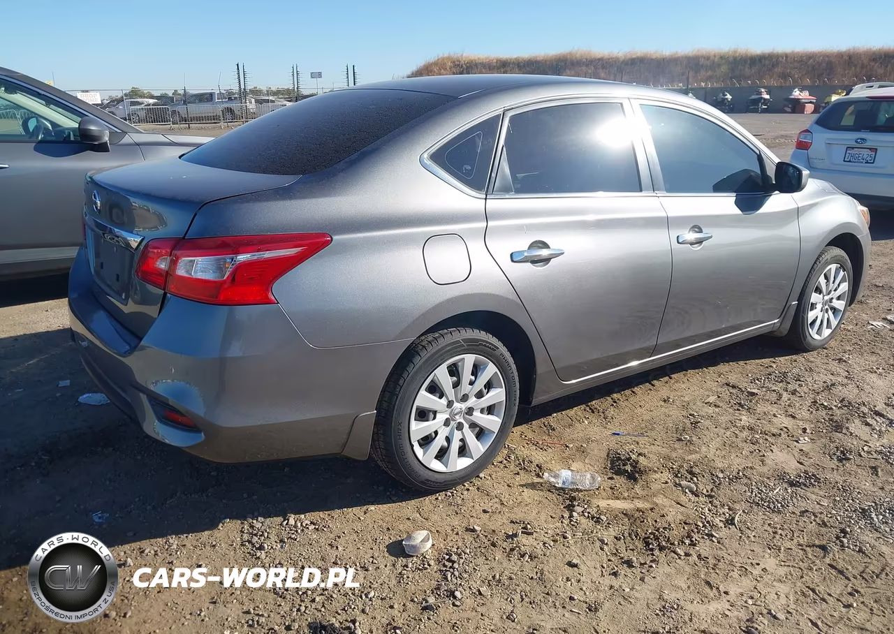2019 Nissan Sentra S VIN:3N1AB7AP0KY272840 - 4