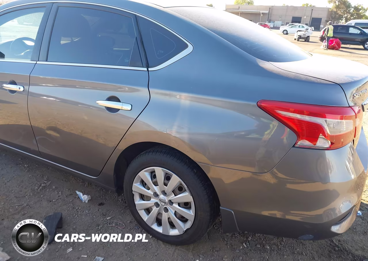 2019 Nissan Sentra S VIN:3N1AB7AP0KY272840 - 6
