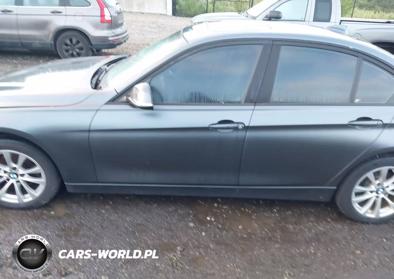 2017 BMW 320I xDrive VIN:WBA8E5G33HNU42736 - 14