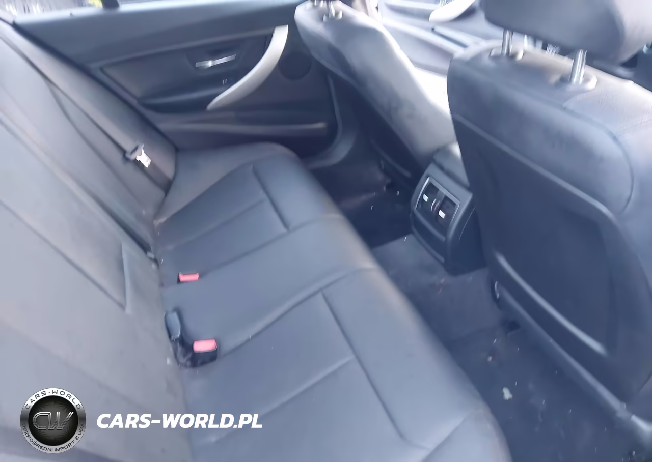 2017 BMW 320I xDrive VIN:WBA8E5G33HNU42736 - 8