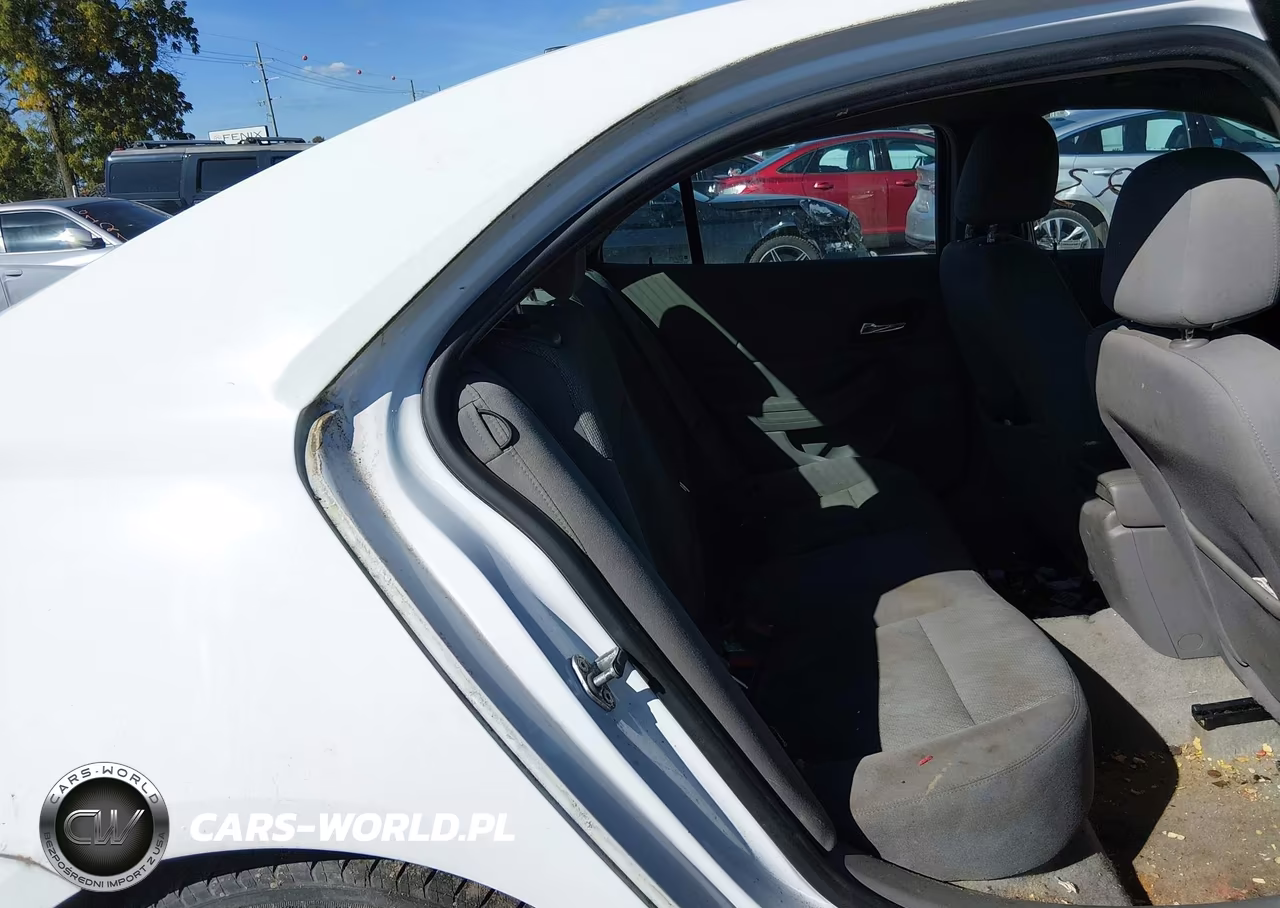 2013 Chevrolet Malibu 1Ls VIN:1G11B5SA5DF200109 - 8