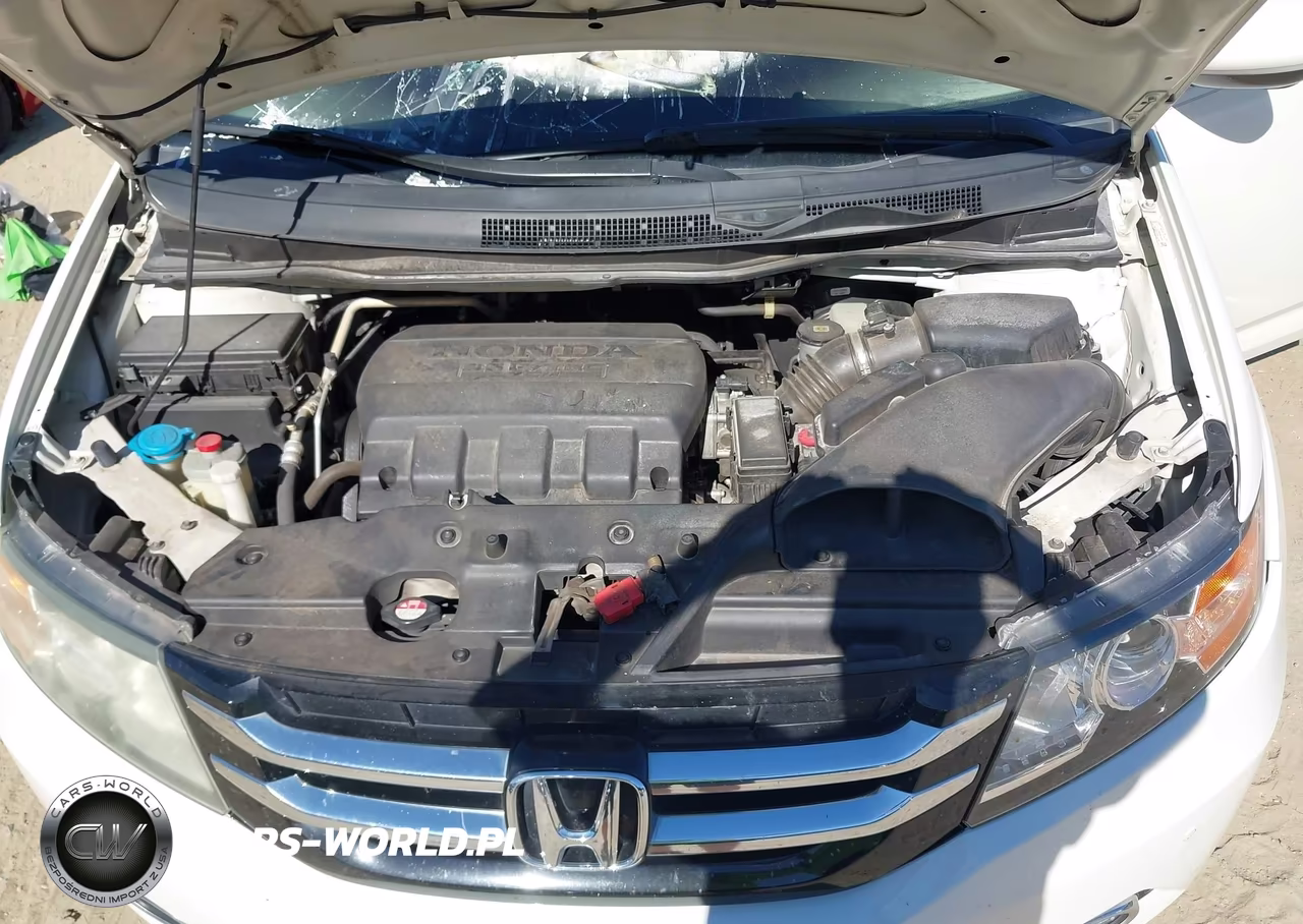2015 Honda Odyssey Touring-Touring Elite VIN:5FNRL5H95FB015117 - 10