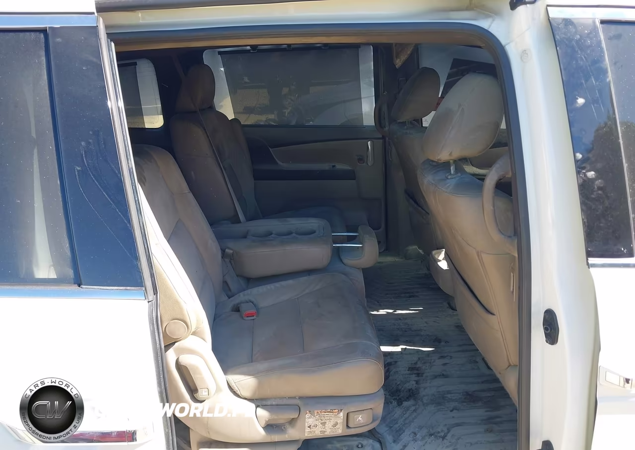 2015 Honda Odyssey Touring-Touring Elite VIN:5FNRL5H95FB015117 - 8