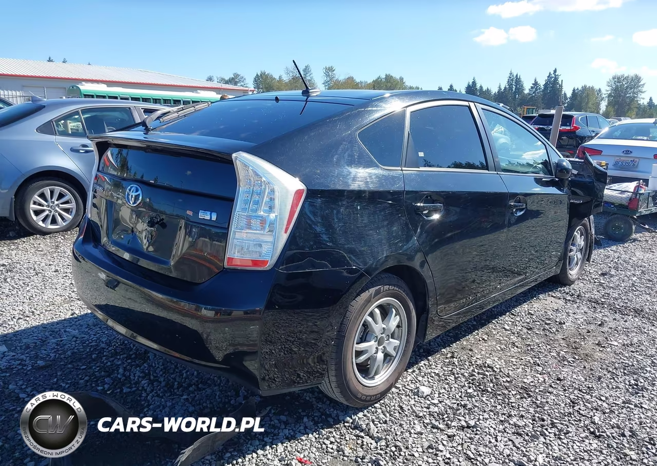 2011 Toyota Prius VIN:JTDKN3DU3B0303477 - 4