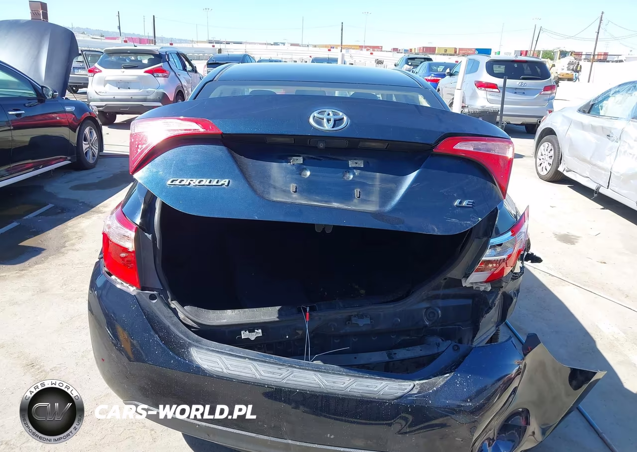 2017 Toyota Corolla Le VIN:5YFBURHE8HP715417 - 16