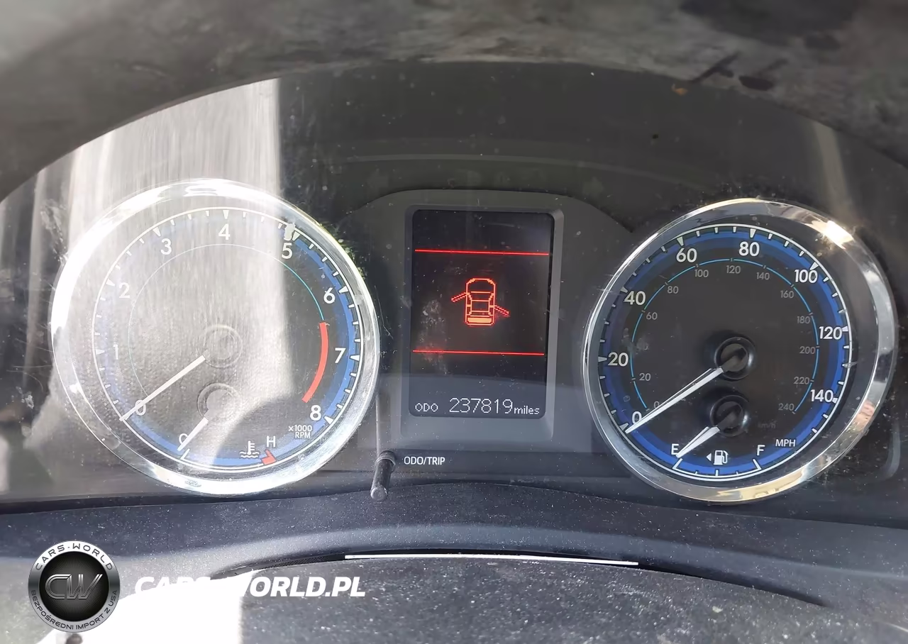 2017 Toyota Corolla Le VIN:5YFBURHE8HP715417 - 7