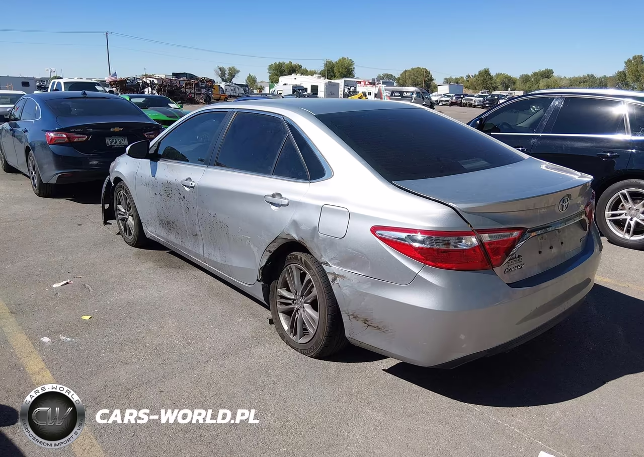 2017 Toyota Camry Se VIN:4T1BF1FK3HU321326 - 3