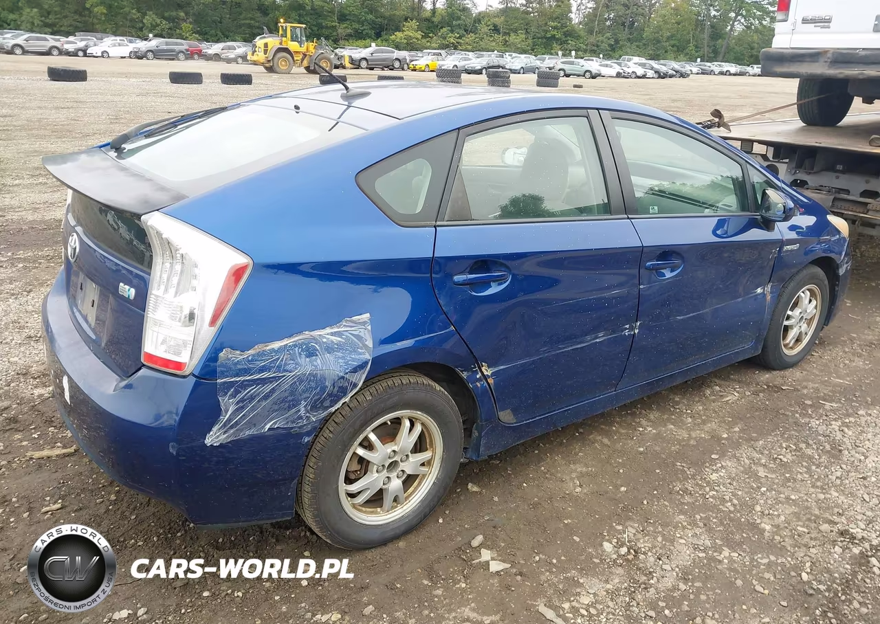 2010 Toyota Prius Iii VIN:JTDKN3DU3A0235535 - 4