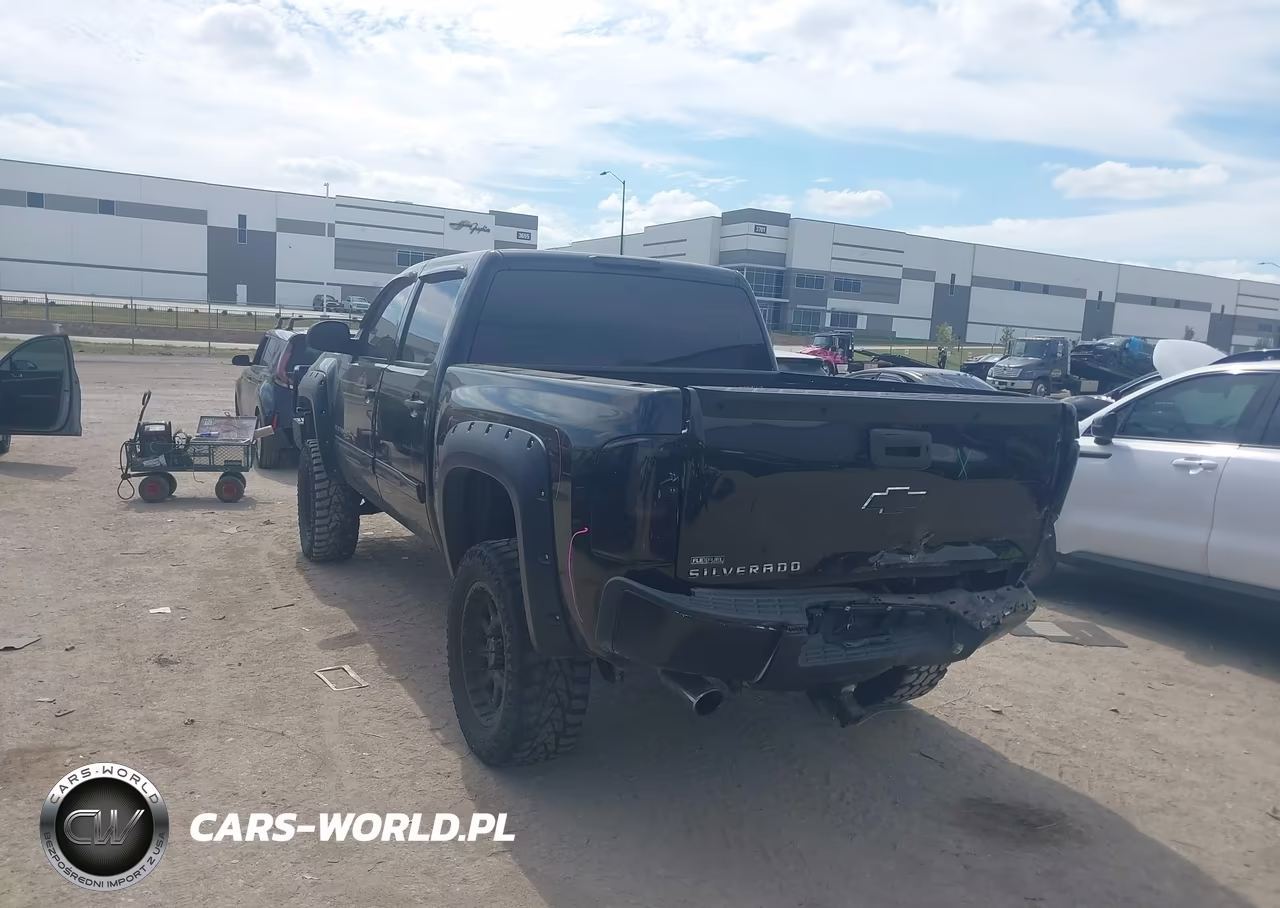 2011 Chevrolet Silverado 1500 Ls VIN:3GCPKREA7BG228610 - 3