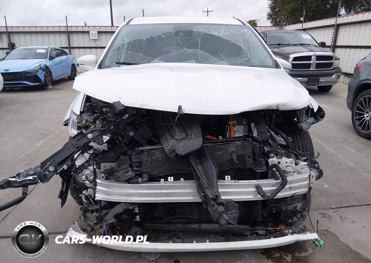 2022 Chrysler Pacifica Hybrid Touring L VIN:2C4RC1L79NR205407 - 12