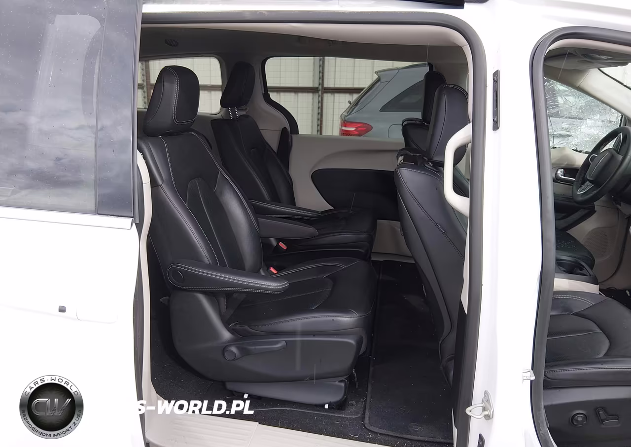 2022 Chrysler Pacifica Hybrid Touring L VIN:2C4RC1L79NR205407 - 8