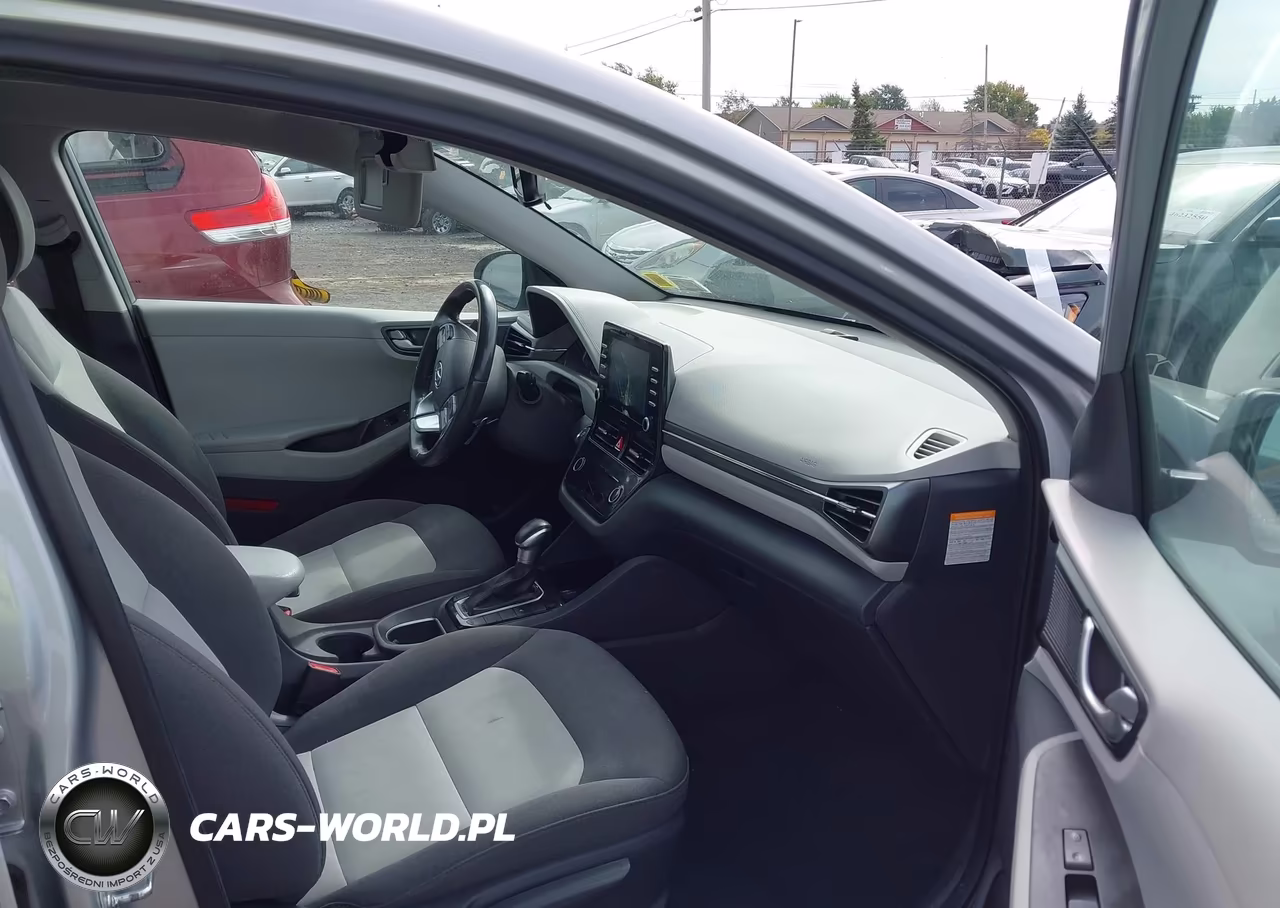 2020 Hyundai Ioniq Hybrid Se VIN:KMHC75LC7LU220563 - 5