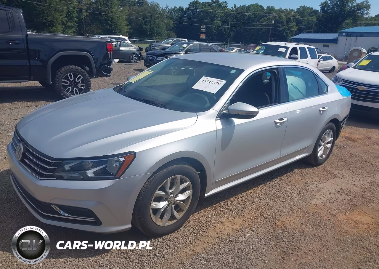 2017 Volkswagen Passat 1.8T S VIN:1VWAT7A32HC003017 - 2