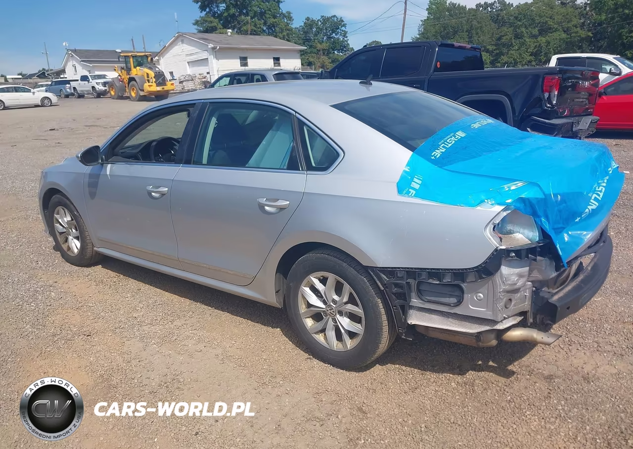 2017 Volkswagen Passat 1.8T S VIN:1VWAT7A32HC003017 - 3
