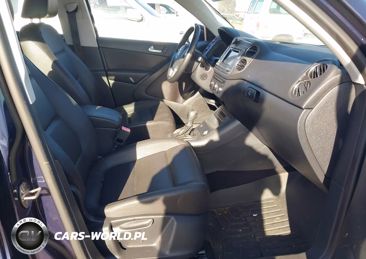 2016 Volkswagen Tiguan S VIN:WVGAV7AX8GW544386 - 5