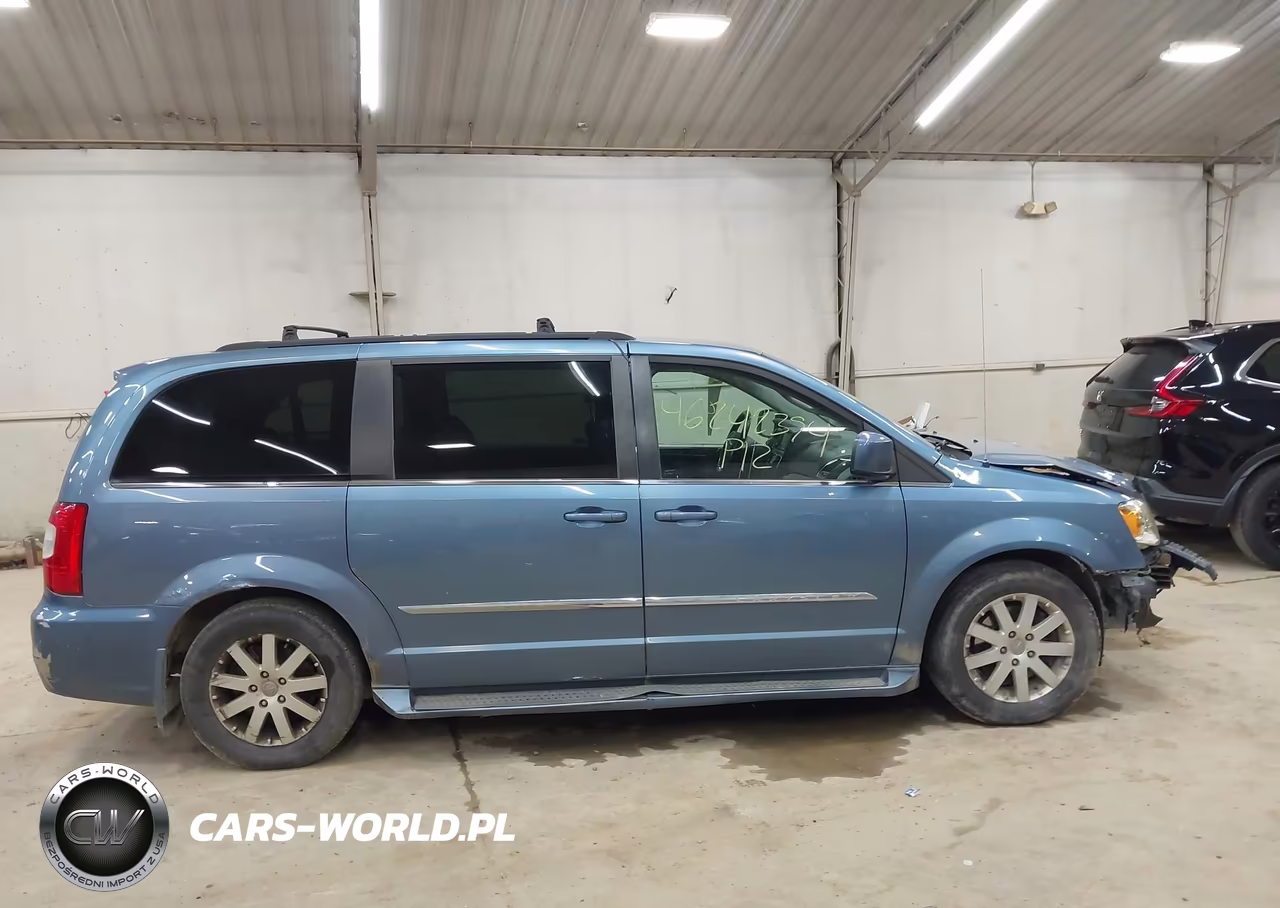 2012 Chrysler Town & Country Touring VIN:2C4RC1BG0CR209151 - 13