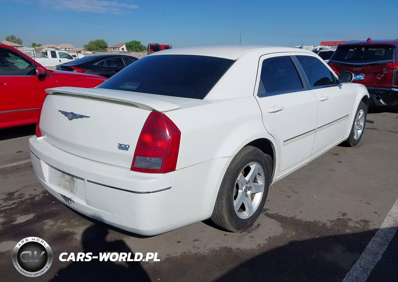 2006 Chrysler 300 Touring VIN:2C3KA53G56H384281 - 4