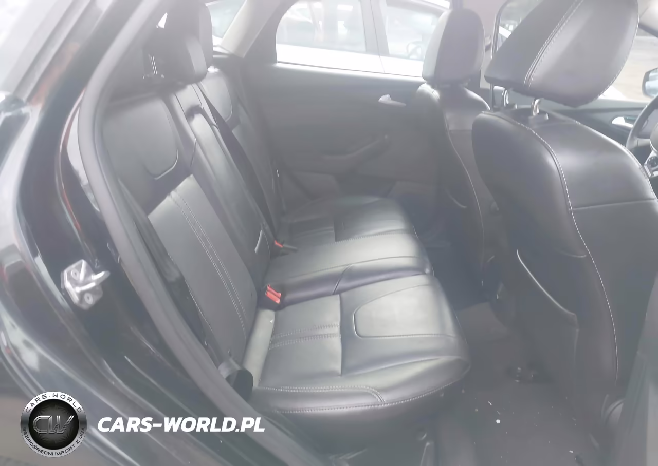 2014 Ford Focus Titanium VIN:1FADP3N22EL346118 - 8