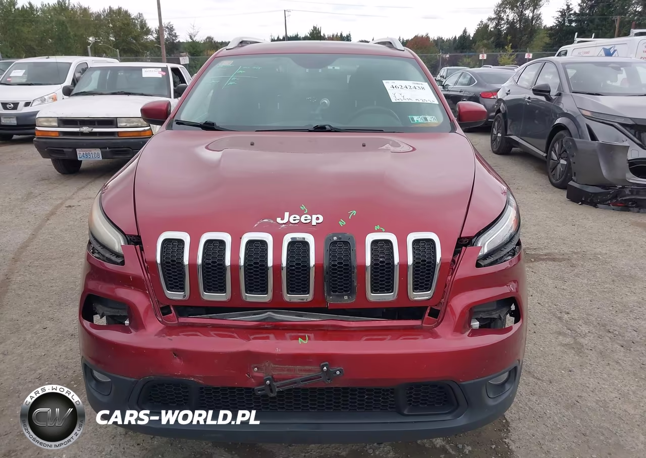 2015 Jeep Cherokee Latitude VIN:1C4PJMCS4FW769767 - 13