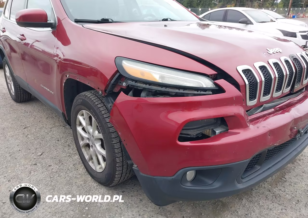 2015 Jeep Cherokee Latitude VIN:1C4PJMCS4FW769767 - 19