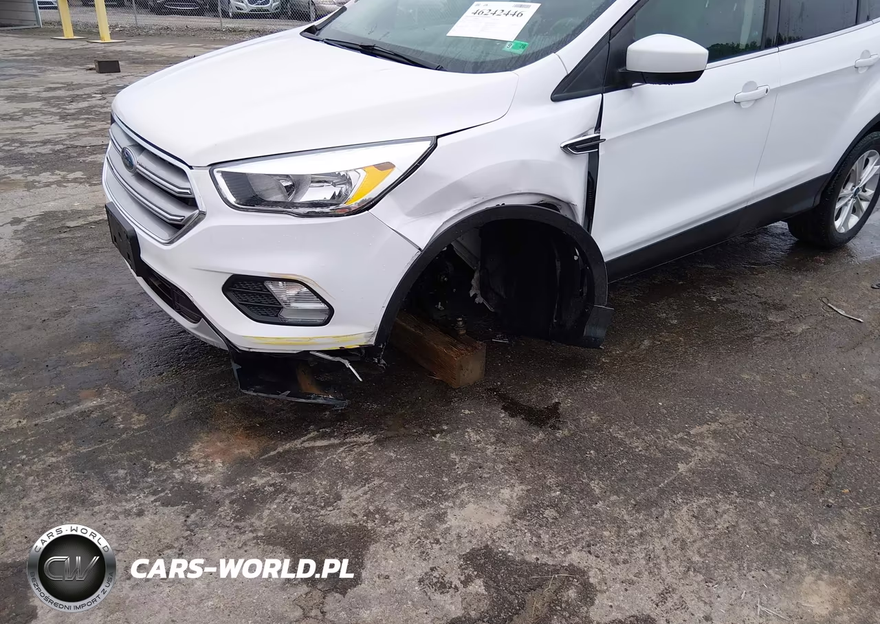2017 Ford Escape Se VIN:1FMCU0GD6HUE90907 - 6