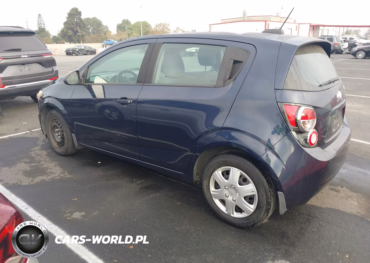 2015 Chevrolet Sonic Ls Auto VIN:1G1JA6SG3F4167168 - 3