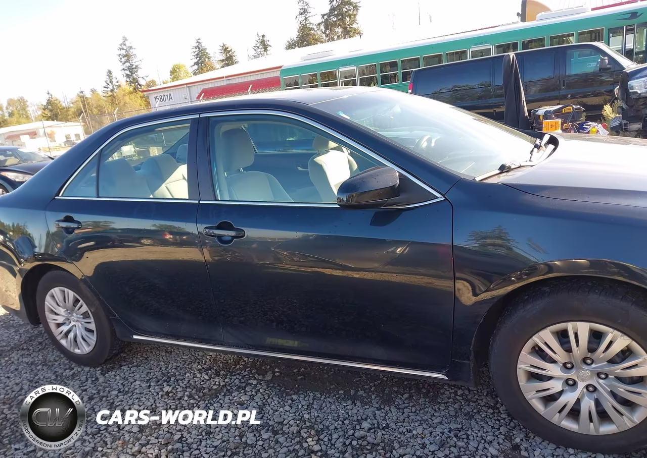 2012 Toyota Camry Le VIN:4T4BF1FK0CR158696 - 13