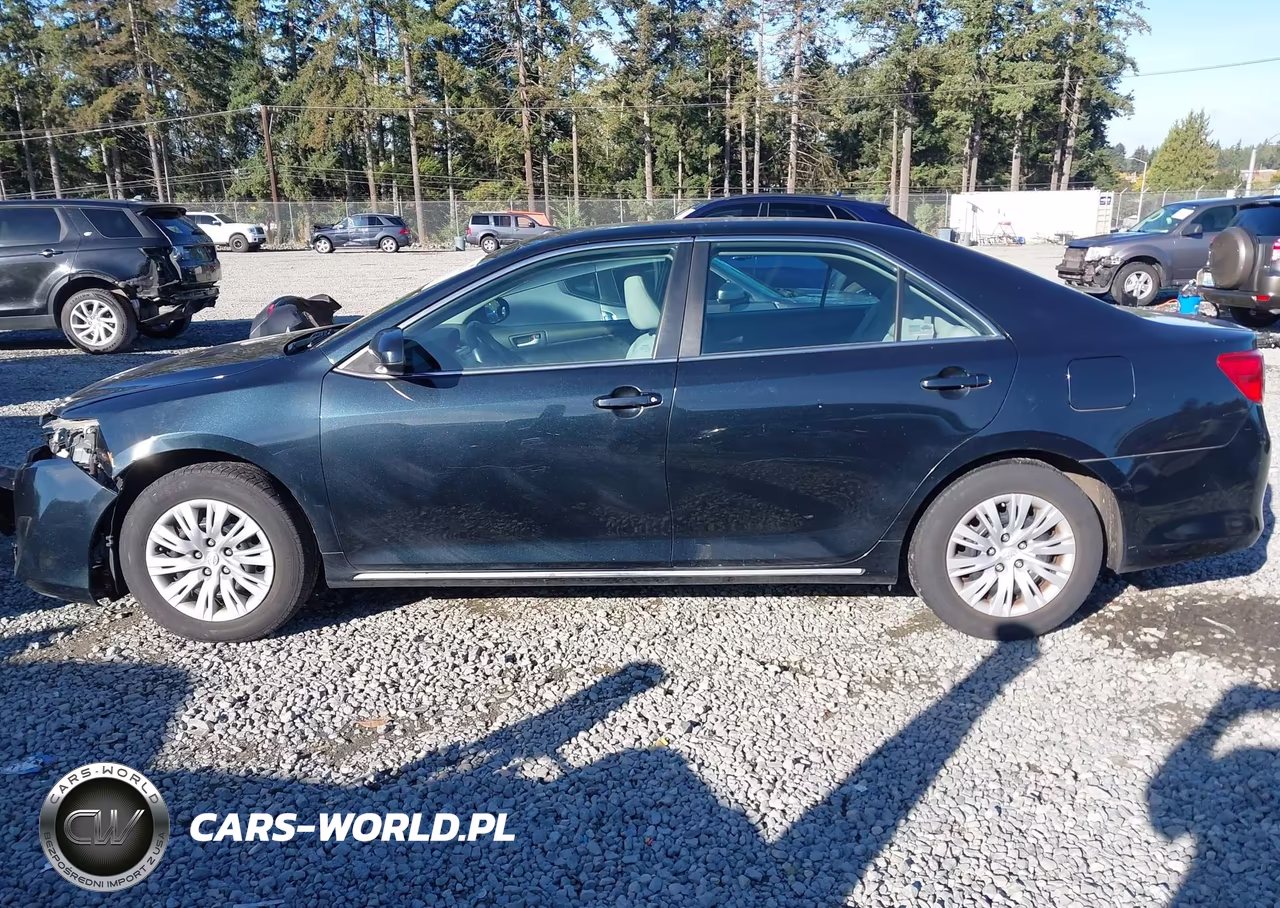 2012 Toyota Camry Le VIN:4T4BF1FK0CR158696 - 14