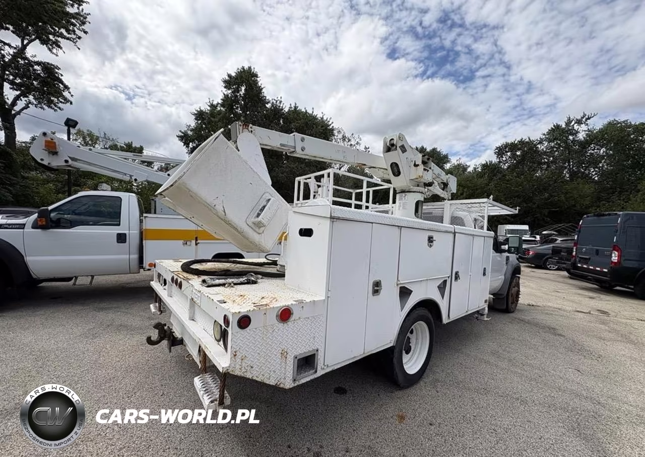 2008 Ford F-550 Chassis VIN:1FDAF56R08EB44907 - 4