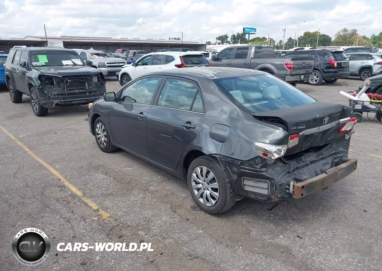 2013 Toyota Corolla Le VIN:2T1BU4EE2DC931510 - 3