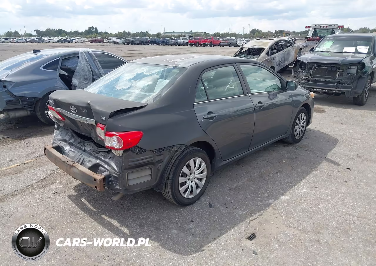 2013 Toyota Corolla Le VIN:2T1BU4EE2DC931510 - 4
