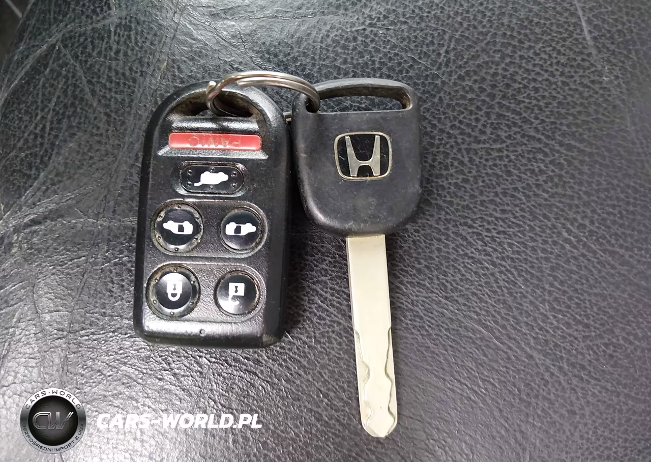 2008 Honda Odyssey Touring VIN:5FNRL38928B031444 - 11