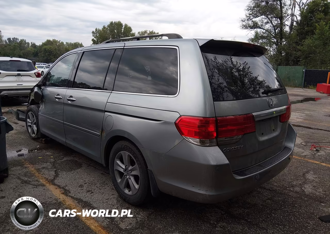 2008 Honda Odyssey Touring VIN:5FNRL38928B031444 - 3