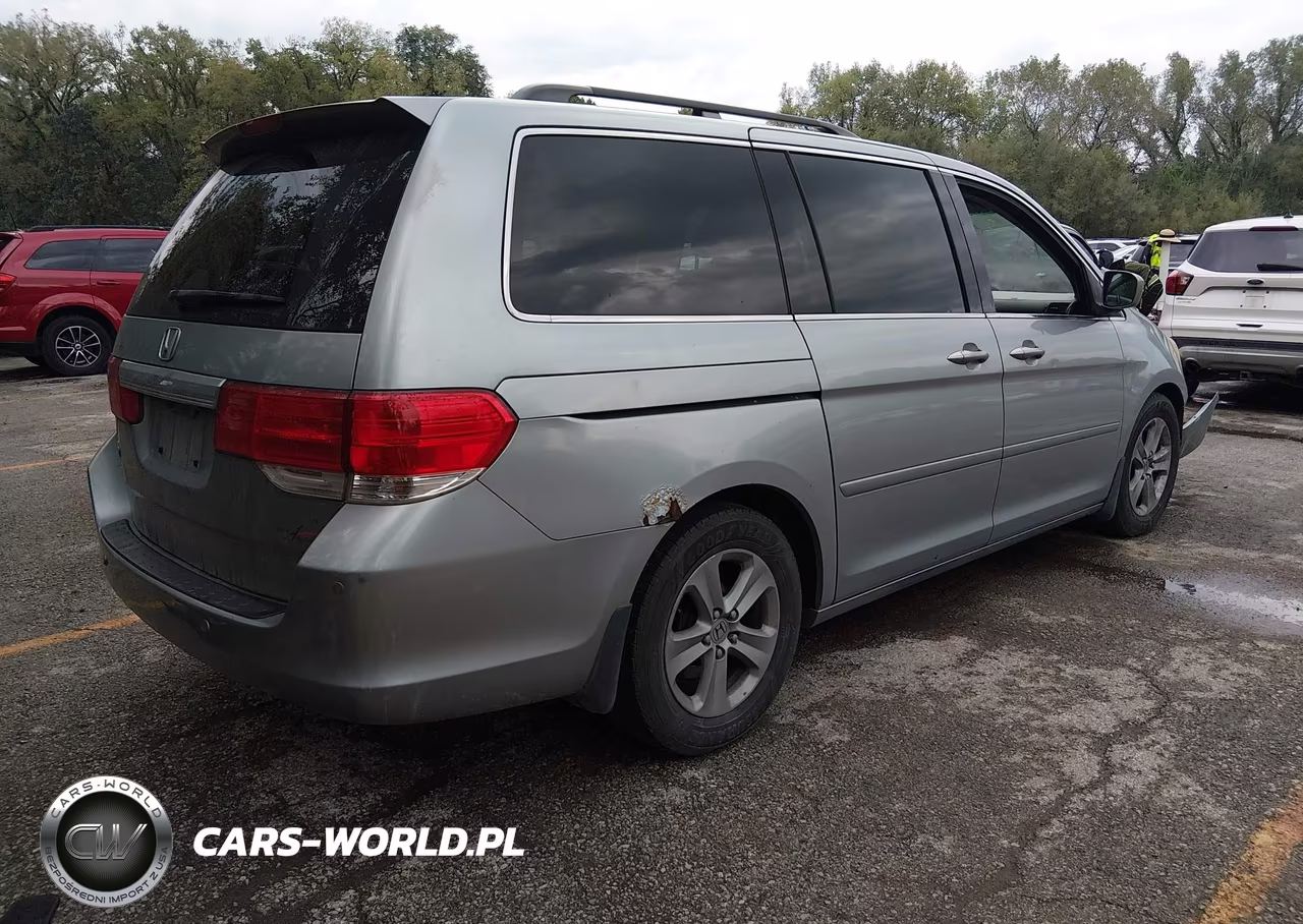 2008 Honda Odyssey Touring VIN:5FNRL38928B031444 - 4