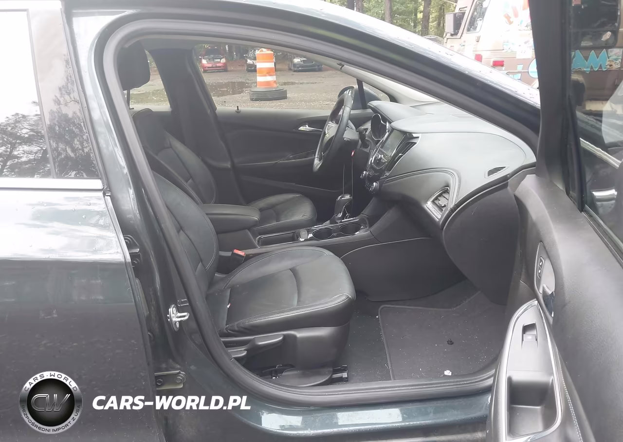 2017 Chevrolet Cruze Premier Auto VIN:1G1BF5SM4H7260899 - 5