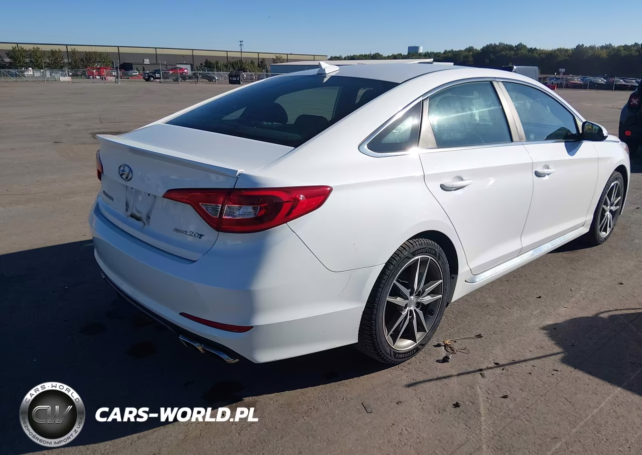 2017 Hyundai Sonata Sport 2.0T VIN:5NPE34AB3HH502004 - 4