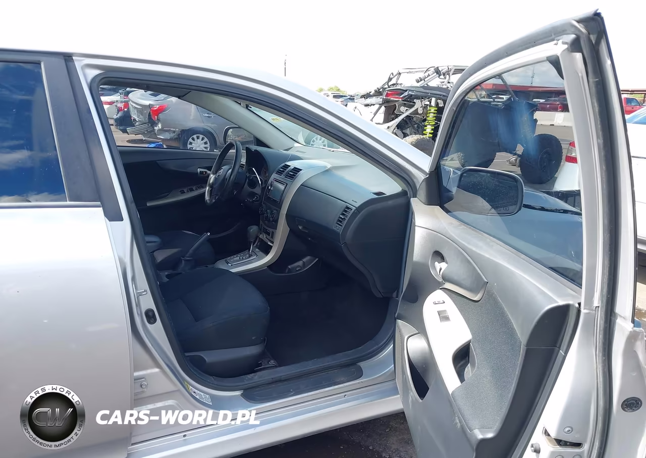 2010 Toyota Corolla S VIN:2T1BU4EE6AC447593 - 5