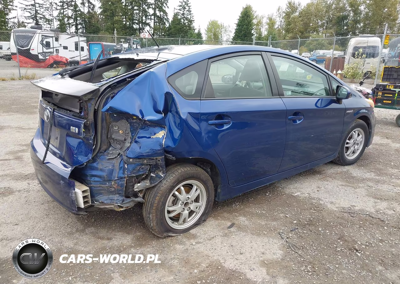 2011 Toyota Prius Three VIN:JTDKN3DU9B0274177 - 4