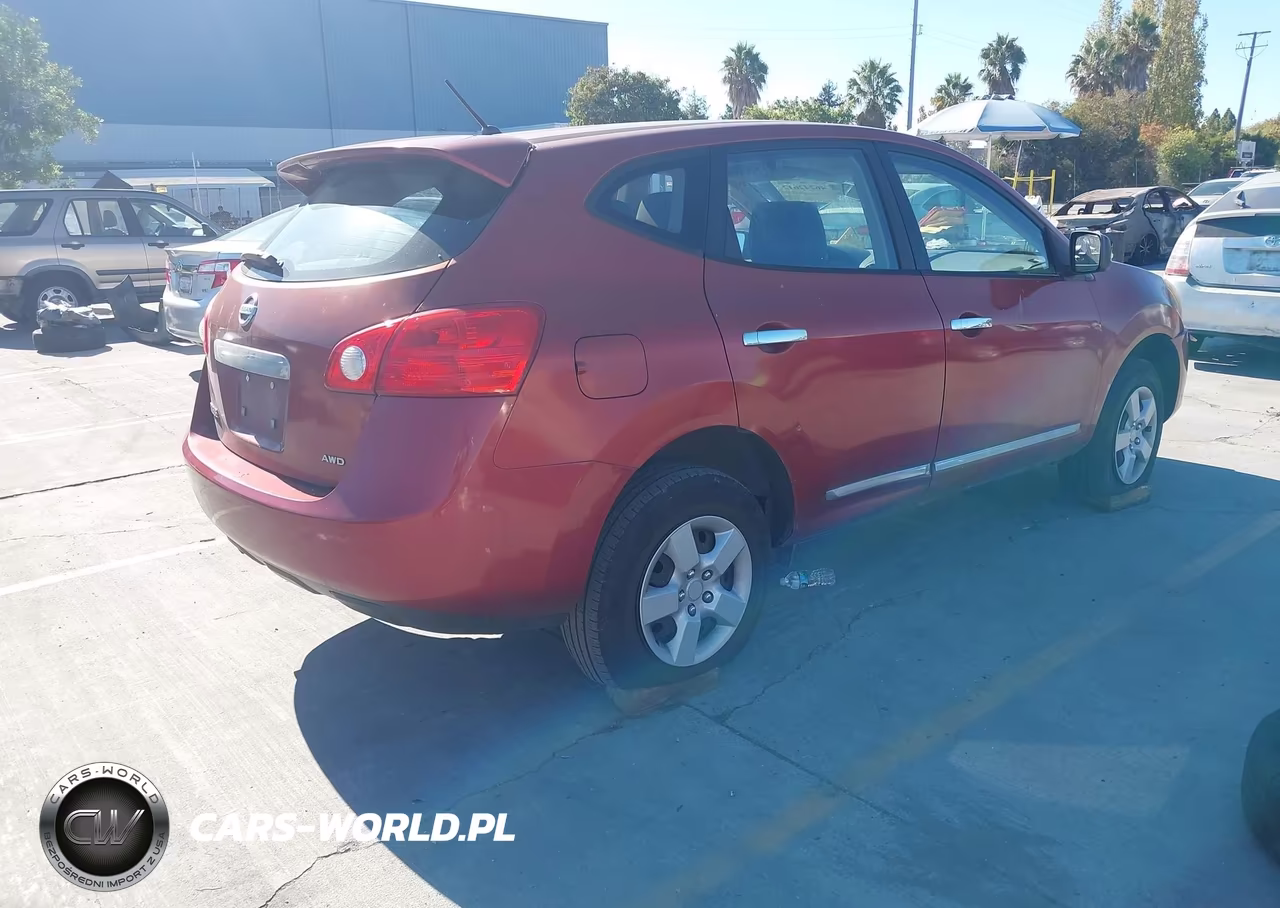 2013 Nissan Rogue S VIN:JN8AS5MV0DW635115 - 4