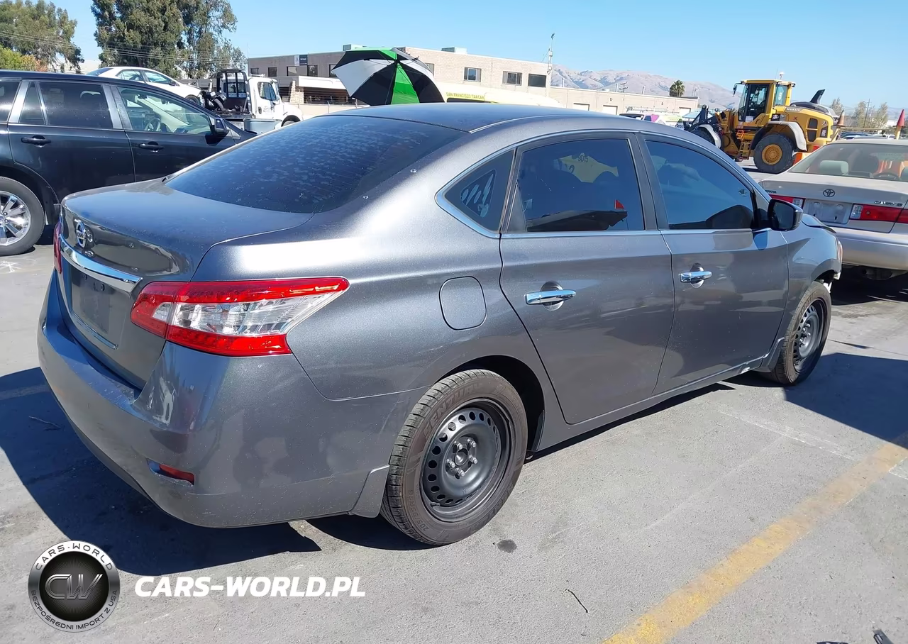 2015 Nissan Sentra S VIN:3N1AB7AP8FY299970 - 4