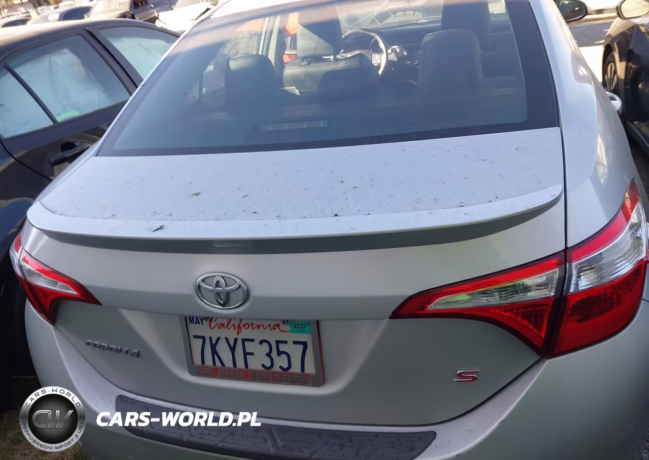 2015 Toyota Corolla S Plus VIN:5YFBURHE7FP310629 - 16