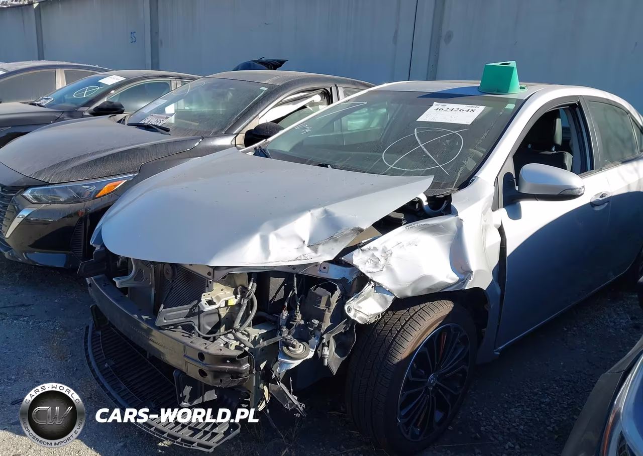 2015 Toyota Corolla S Plus VIN:5YFBURHE7FP310629 - 2