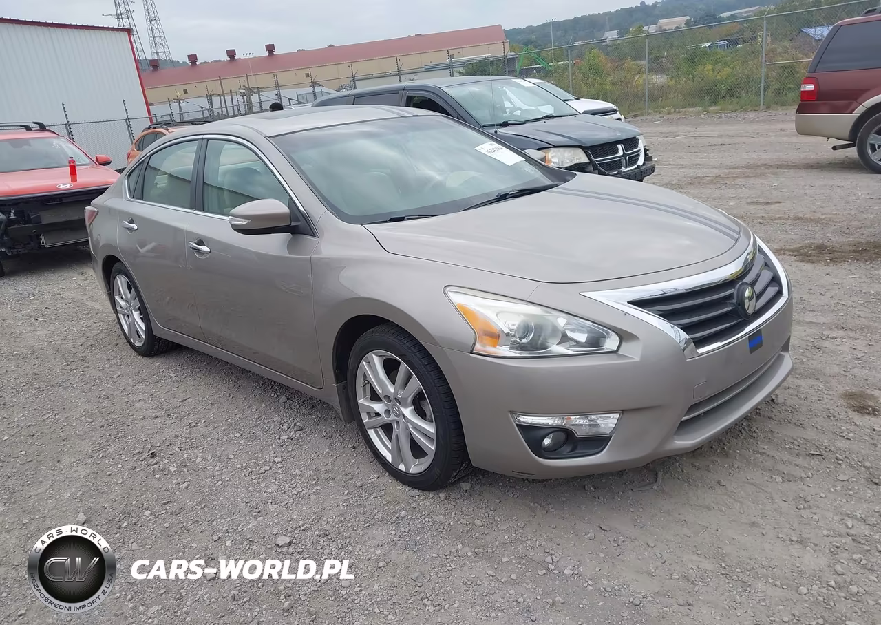 2013 Nissan Altima 3.5 Sv