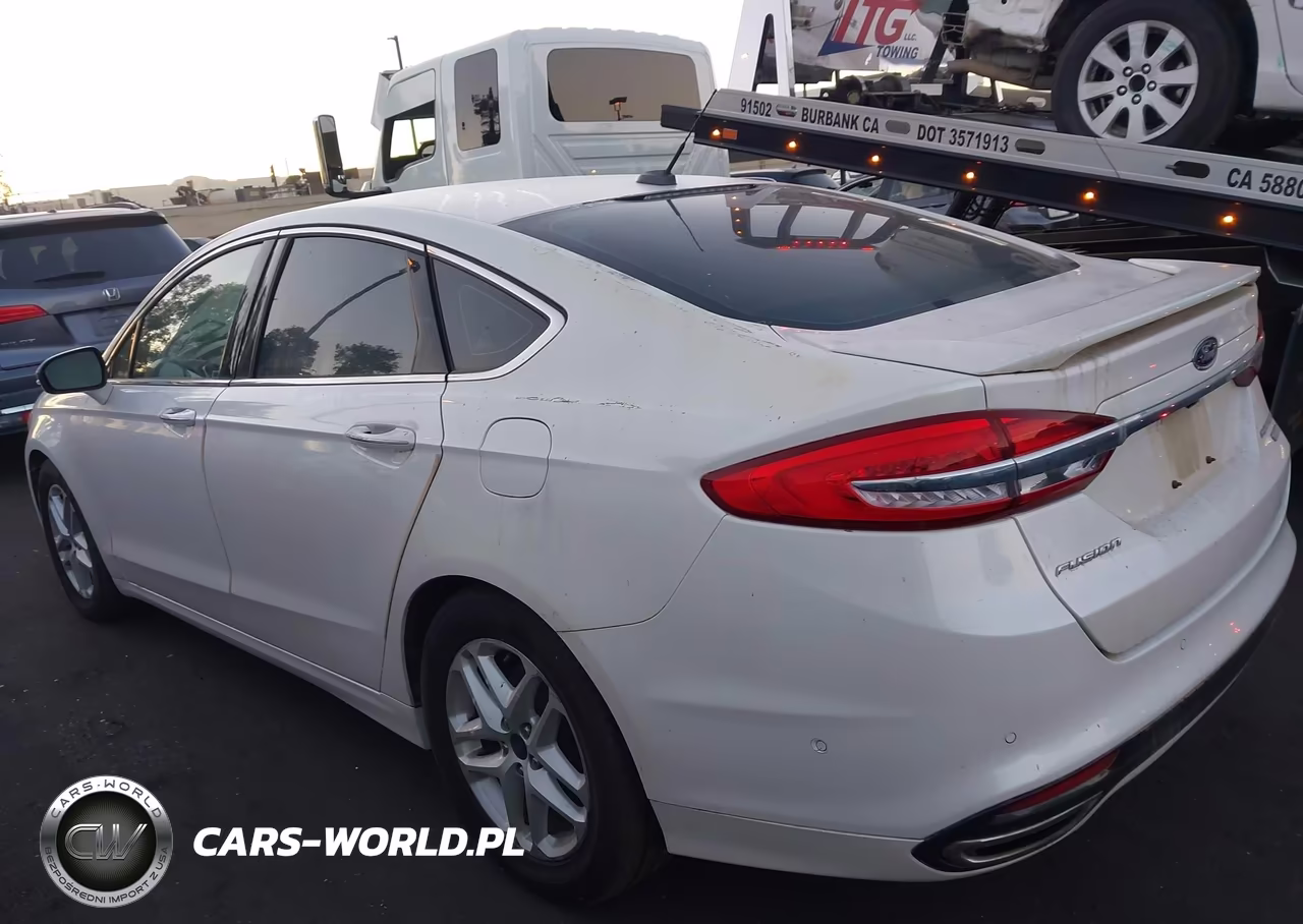2017 Ford Fusion Platinum VIN:3FA6P0K90HR335956 - 14