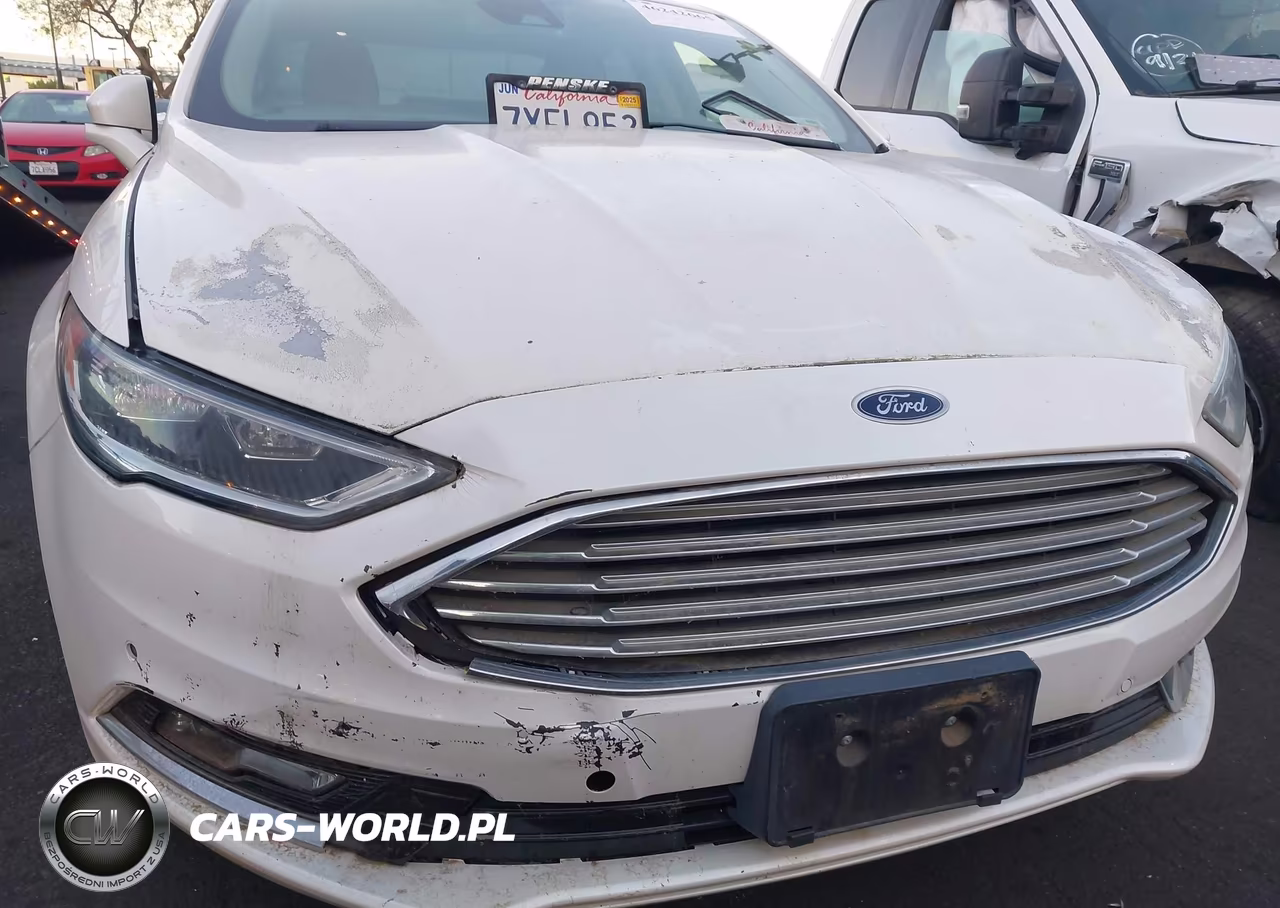 2017 Ford Fusion Platinum VIN:3FA6P0K90HR335956 - 6
