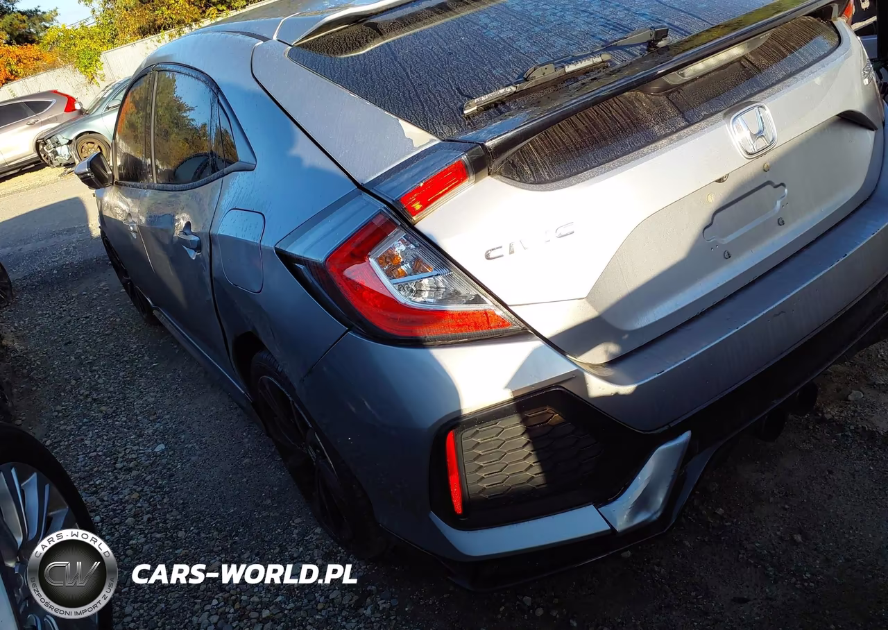 2017 Honda Civic Sport Touring VIN:SHHFK7H96HU412693 - 17