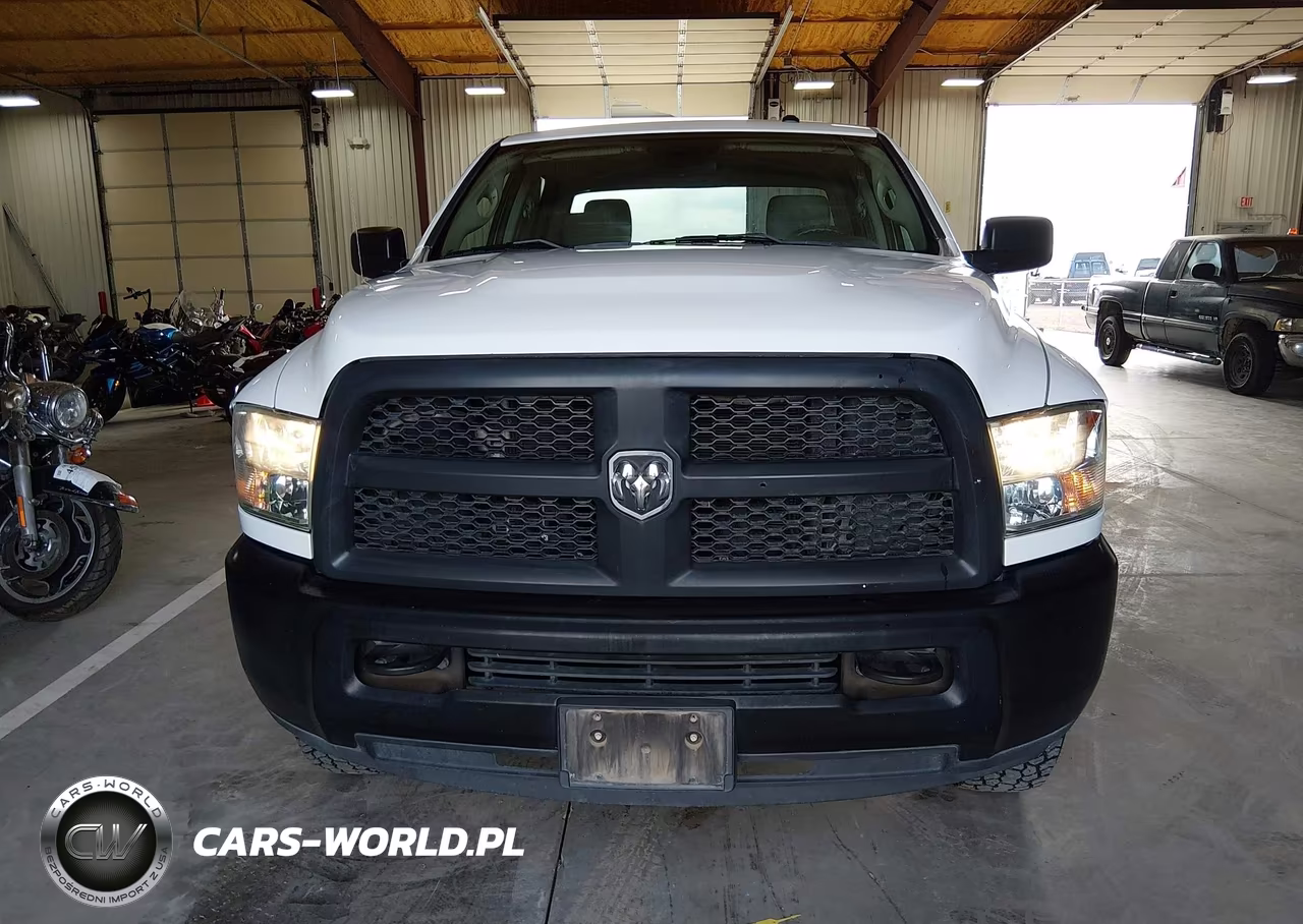 2018 Ram 2500 Tradesman 4X4 8' Box VIN:3C6TR5HT7JG287579 - 13