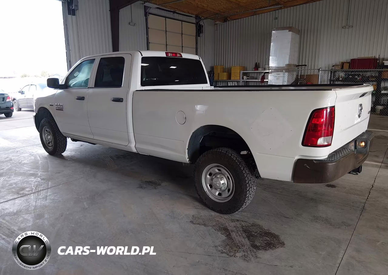 2018 Ram 2500 Tradesman 4X4 8' Box VIN:3C6TR5HT7JG287579 - 3