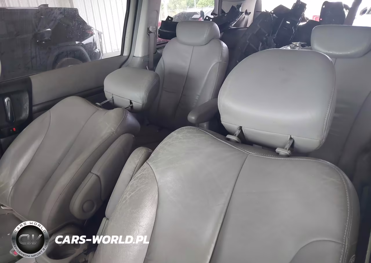 2007 Hyundai Entourage Gls-Limited-Se VIN:KNDMC233576023792 - 8